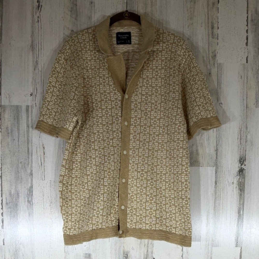 Abercrombie & Fitch Mens Button Up Sweater Medium (Small) Tan Geometric READ